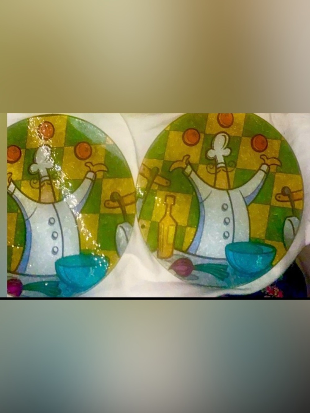 2 Small Round Matching Chef Plates/ Cutting Boards